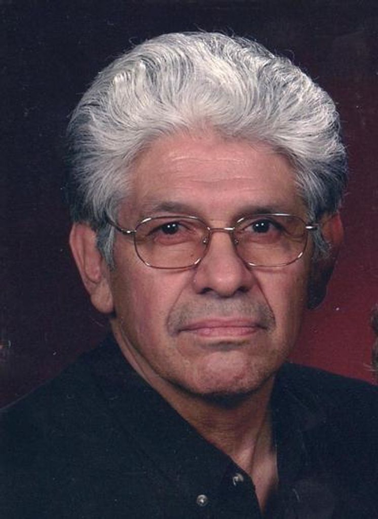 Frank Flores, Jr. Profile Photo