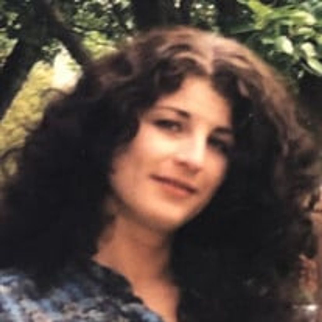 Laurie Lanette Riley