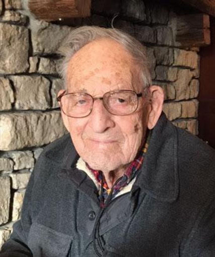 Ralph D Weis