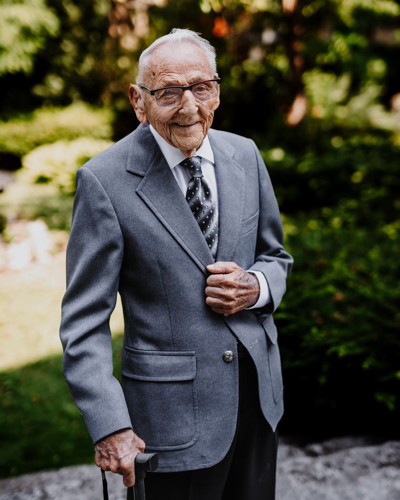 Richard E. Oakes Profile Photo