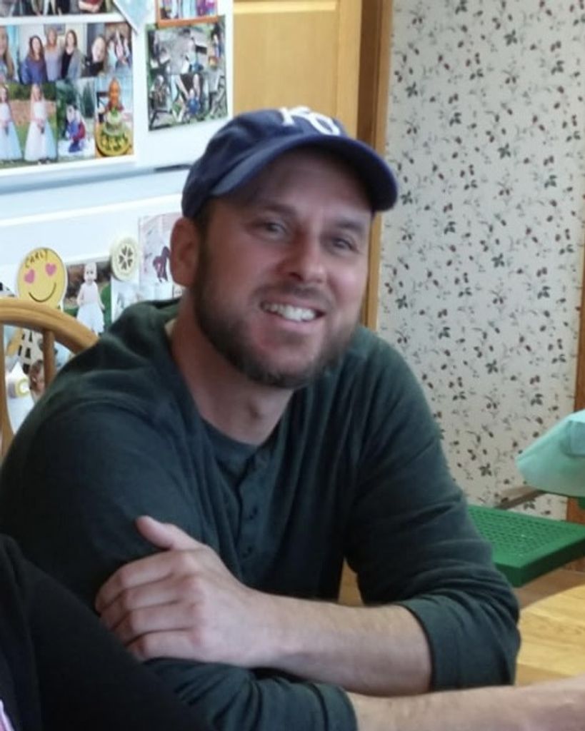 Trevor Cole Burns Profile Photo