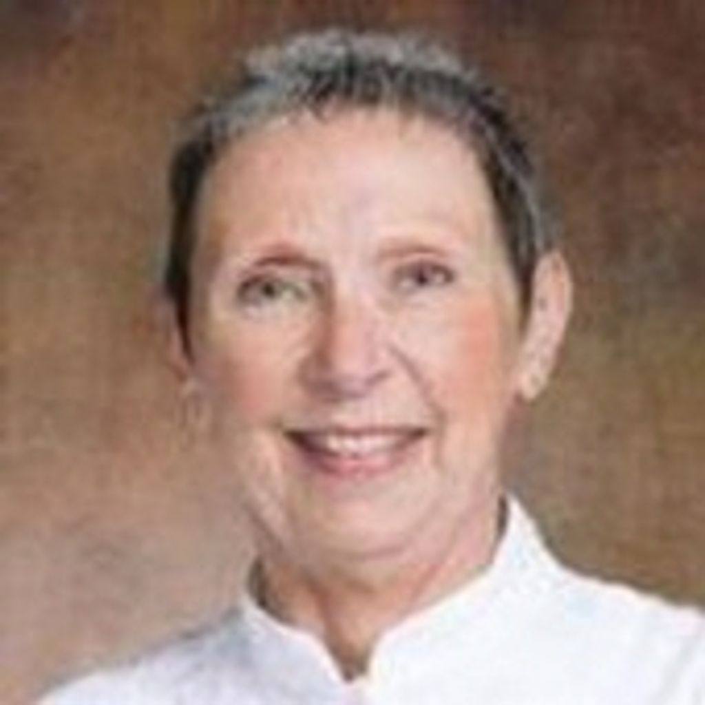 Nancy M Dienst