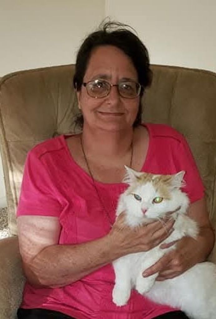 Linda K. (Hendricks)  Hodges