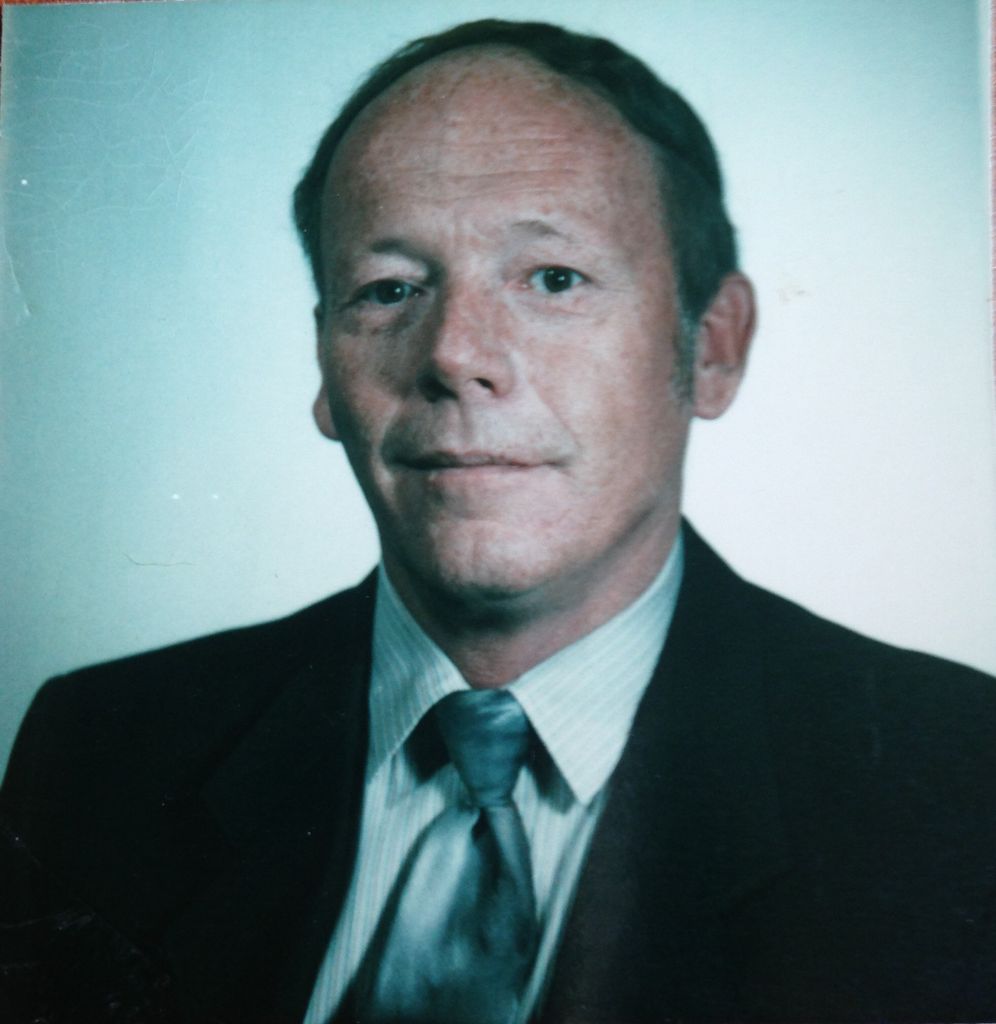 Malcolm (Mac) K. Macleod