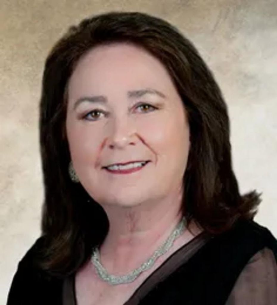 Sara Holstein Varn Profile Photo