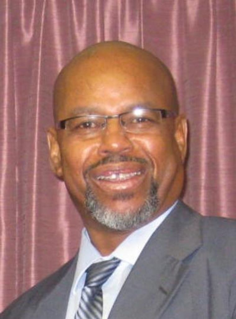 Roosevelt Dennis Profile Photo