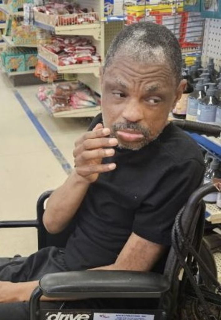 Ronnie Lewis Profile Photo