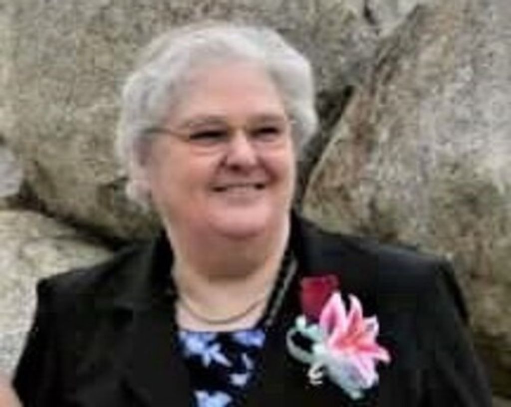 Wanita Joyce Cross