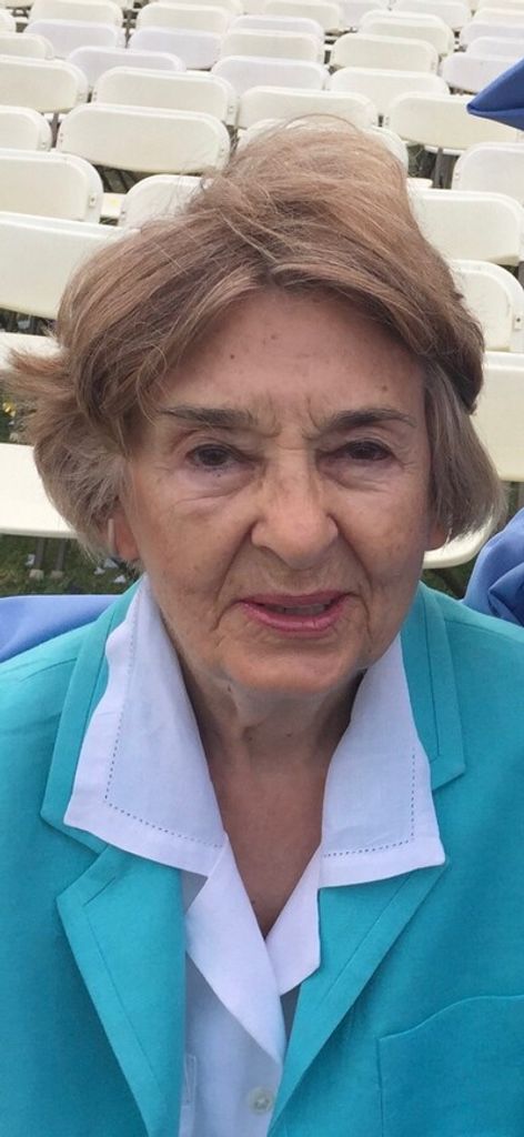Loretta Eckert Profile Photo
