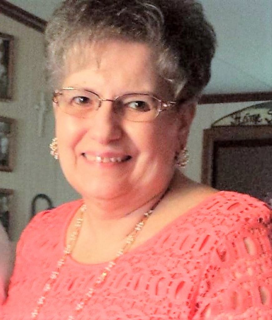 Rita Marie (Krumpoch)  Windle