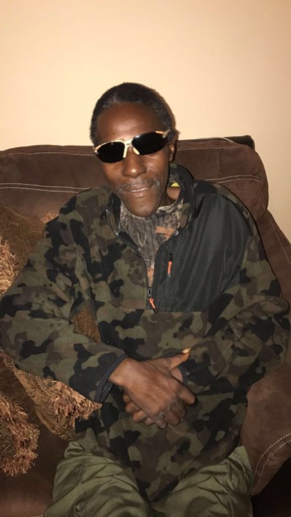 Larry J Donaldson Profile Photo