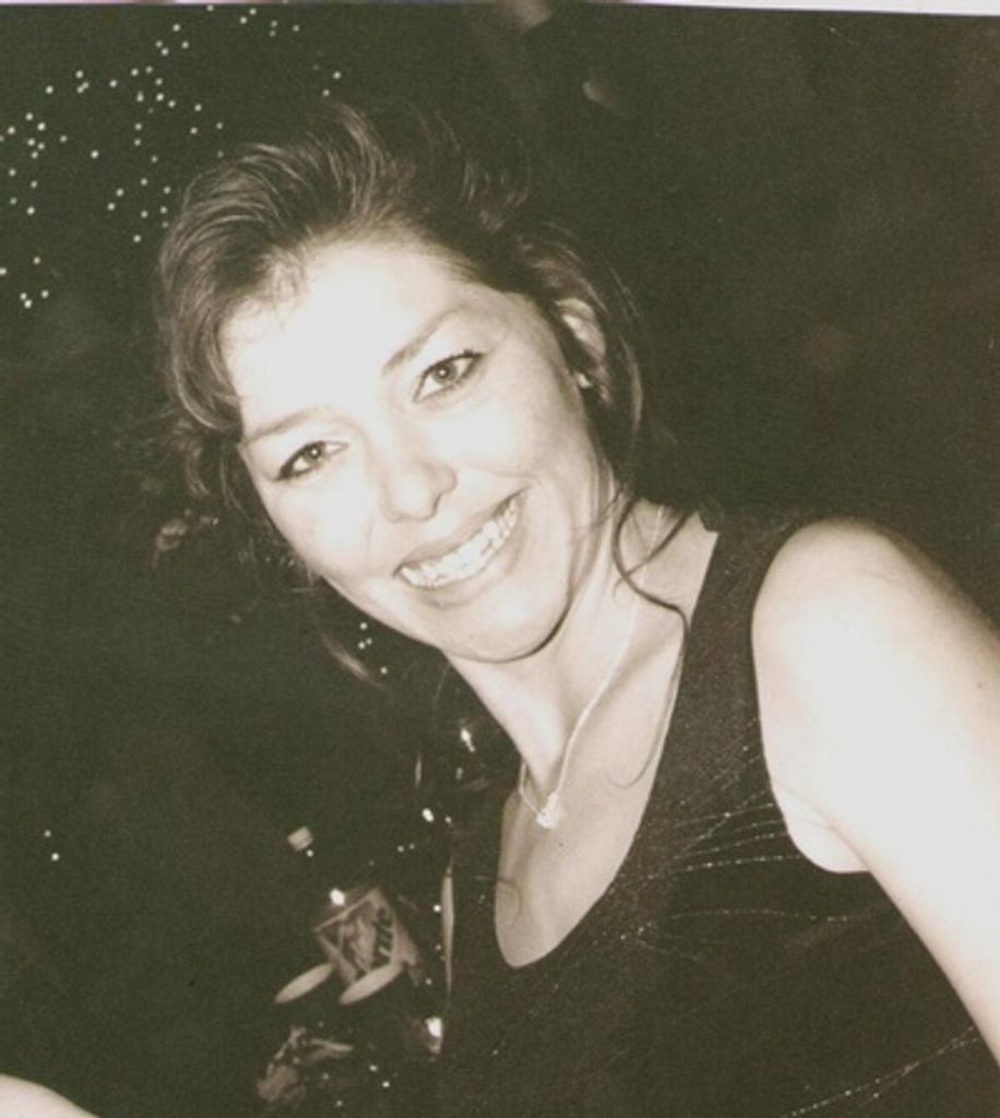 Kelly Young Morales Profile Photo