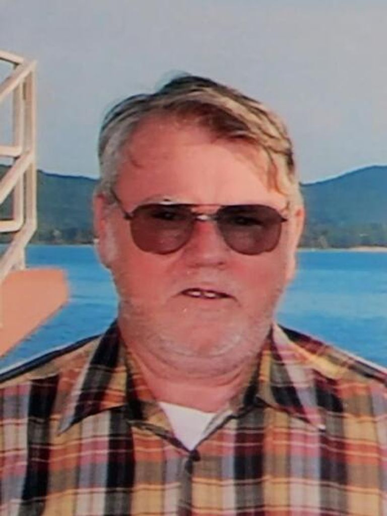 Elliott Young Profile Photo