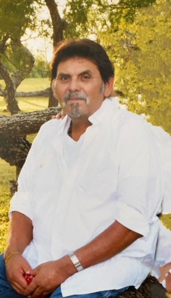 Daniel Q. Martinez Profile Photo