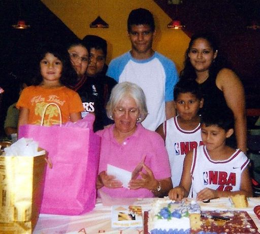 Yolanda C. Gonzalez photo gallery thumbnail 133 of 357
