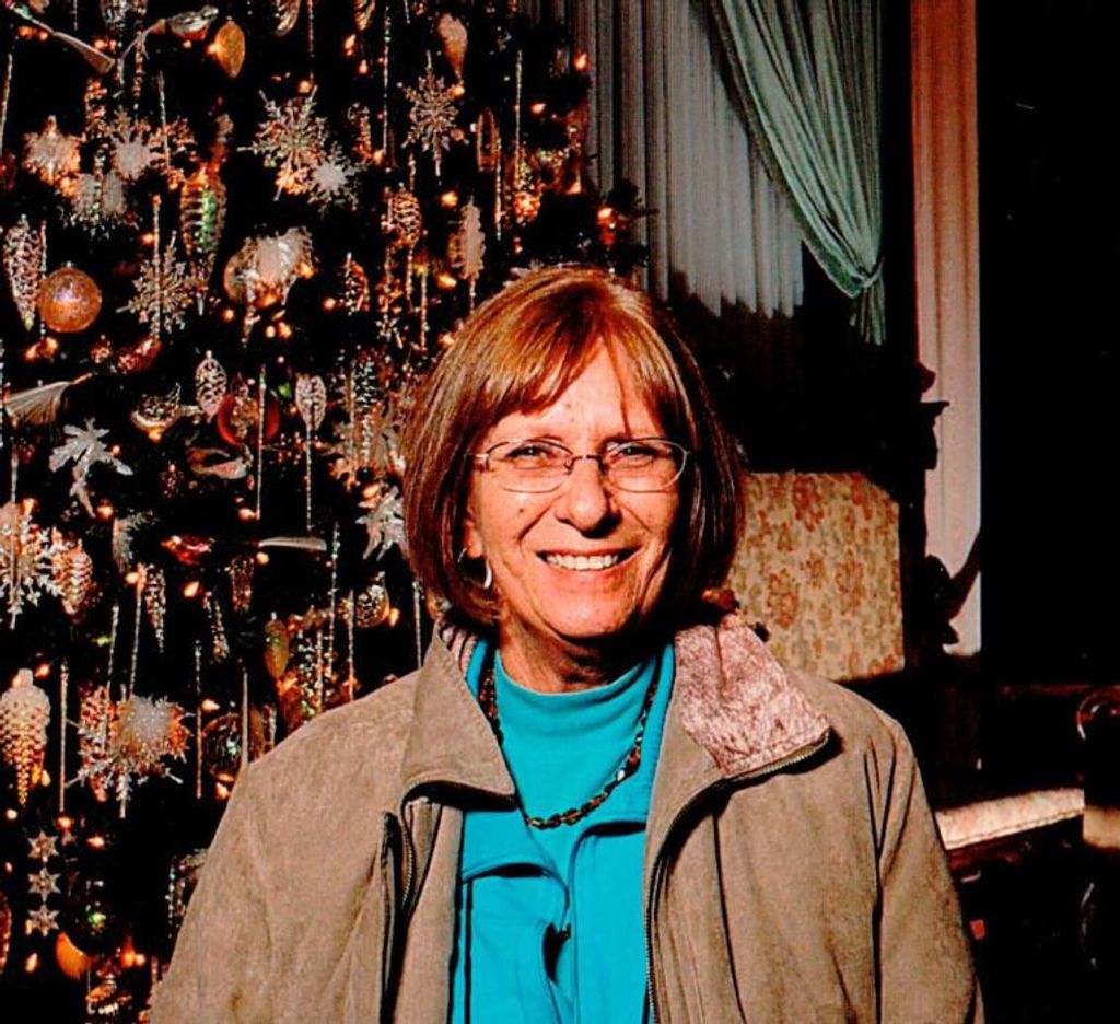 Dorothea Lisa Budzinski "Dotty" Wright