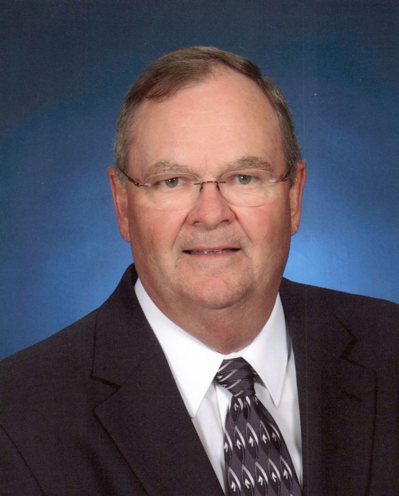 Donald Huebner