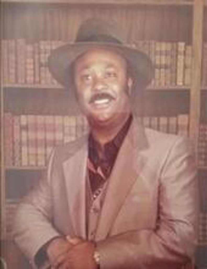 Meron Thompson Profile Photo