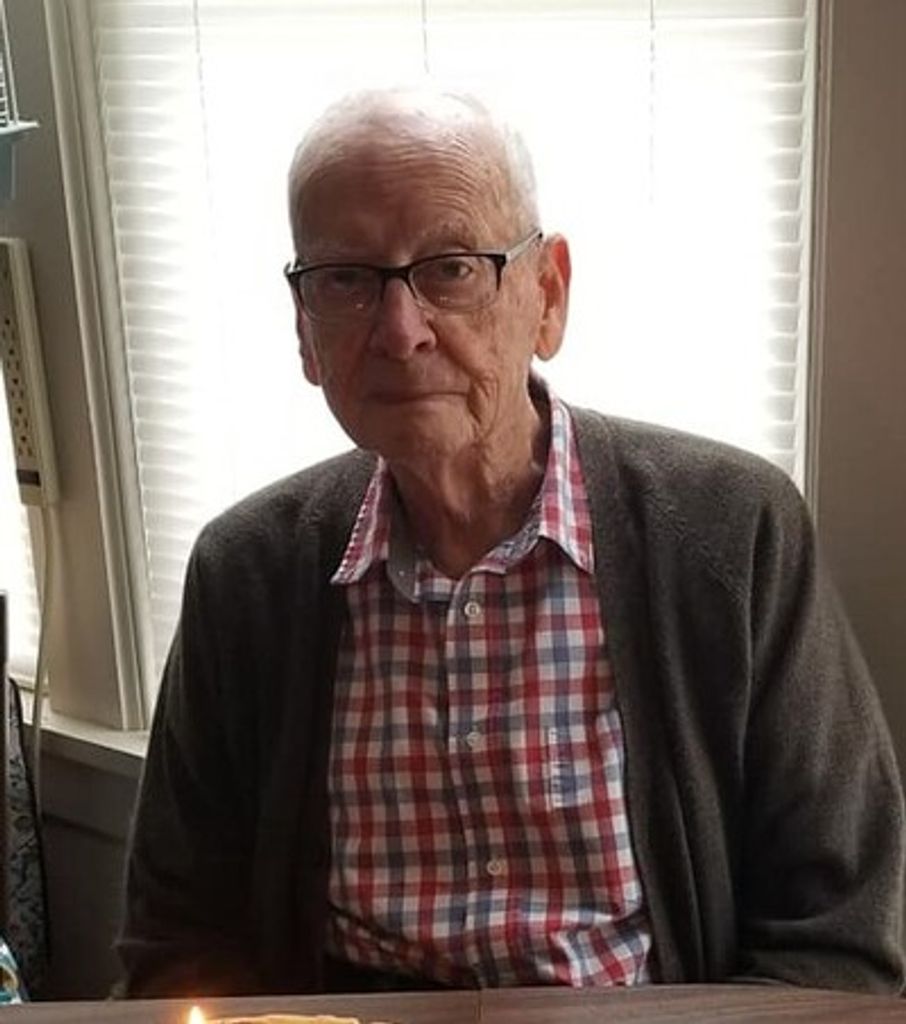Ernest Junior Jones Profile Photo