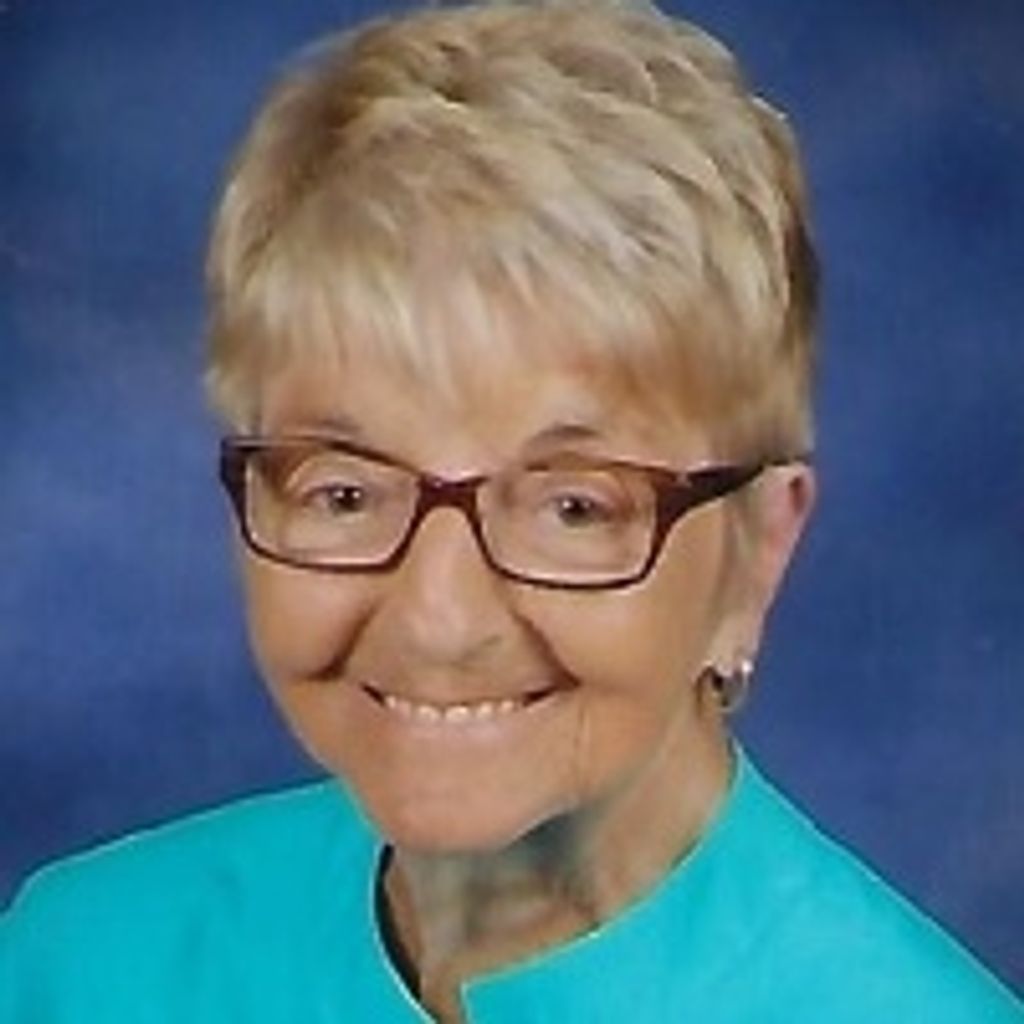Elfreda Cline