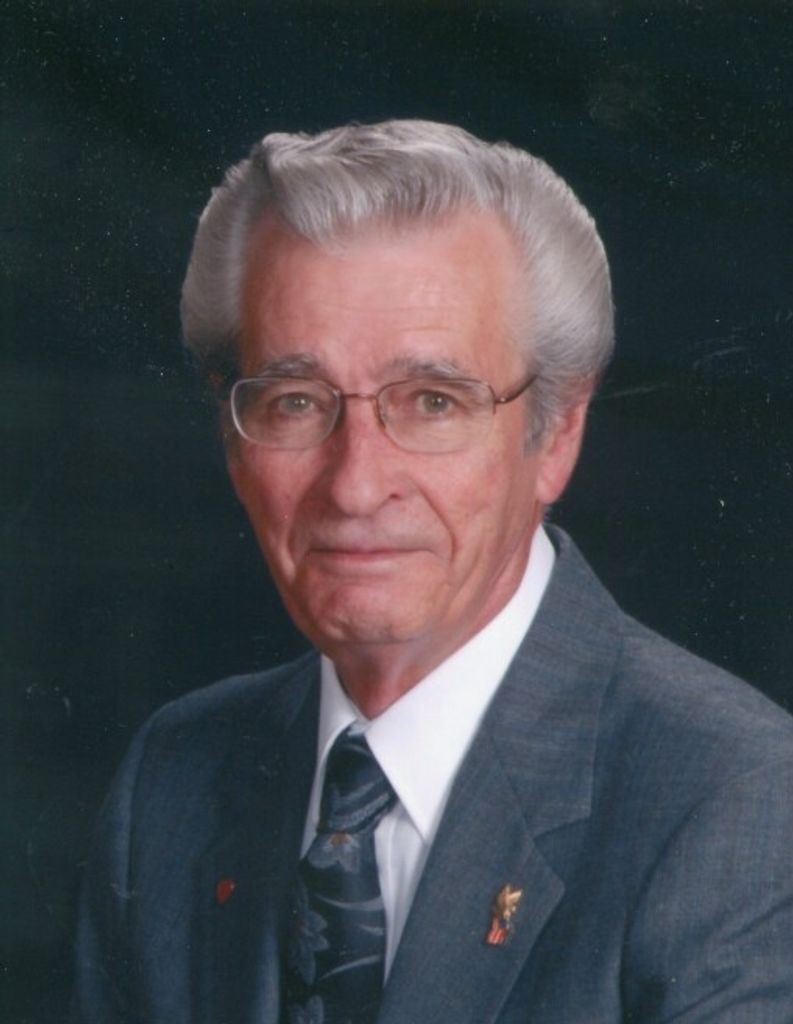 Robert "Bob" Weigand