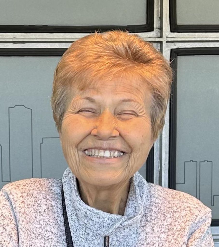 Eva Gross Profile Photo