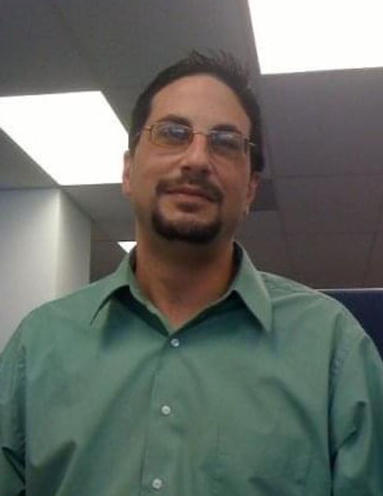 Gregory P. Vigliotta Profile Photo