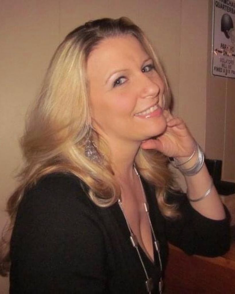 Laura Kristen Elliott