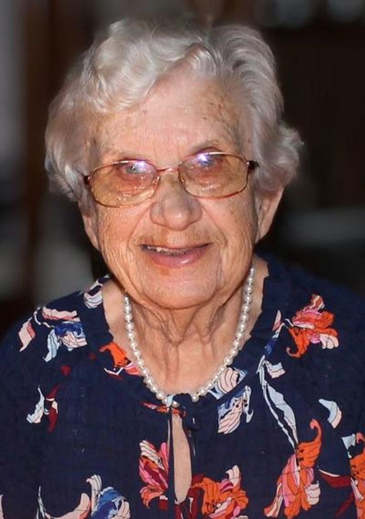 Evelyn Esther Homan Profile Photo