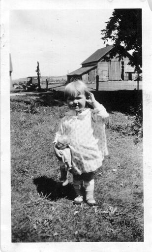 Marie Norlen photo gallery thumbnail 3 of 50