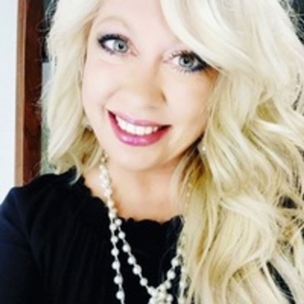 Julie Smith Profile Photo