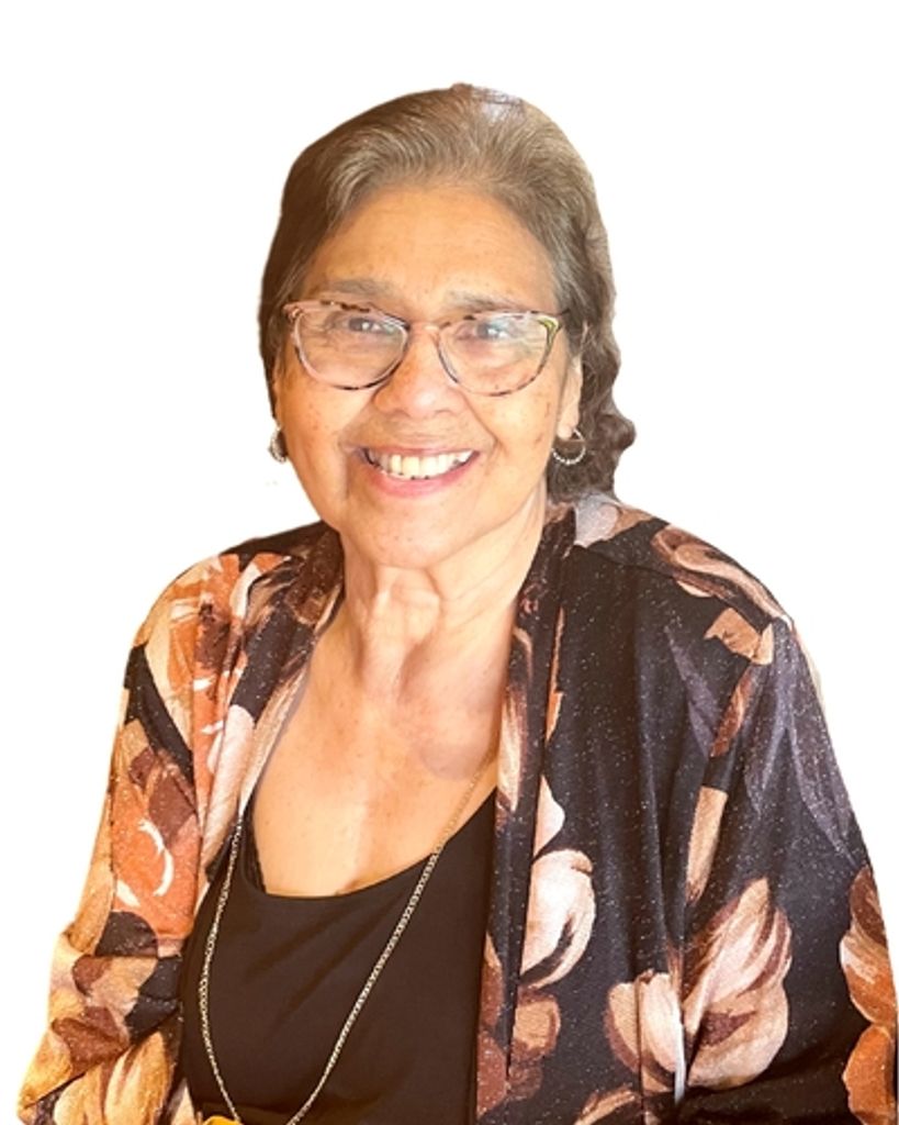 Yolanda Santos Profile Photo