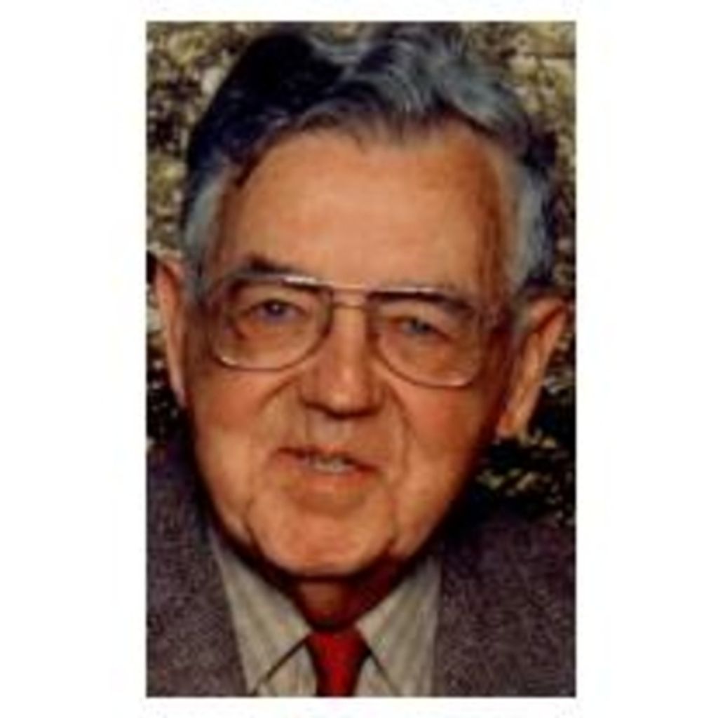 Mr Robert E. Tetreault