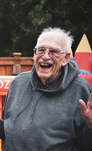 Harlow Sheldon White Profile Photo