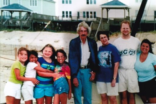 Linda Faye Lentz photo gallery thumbnail 5 of 44