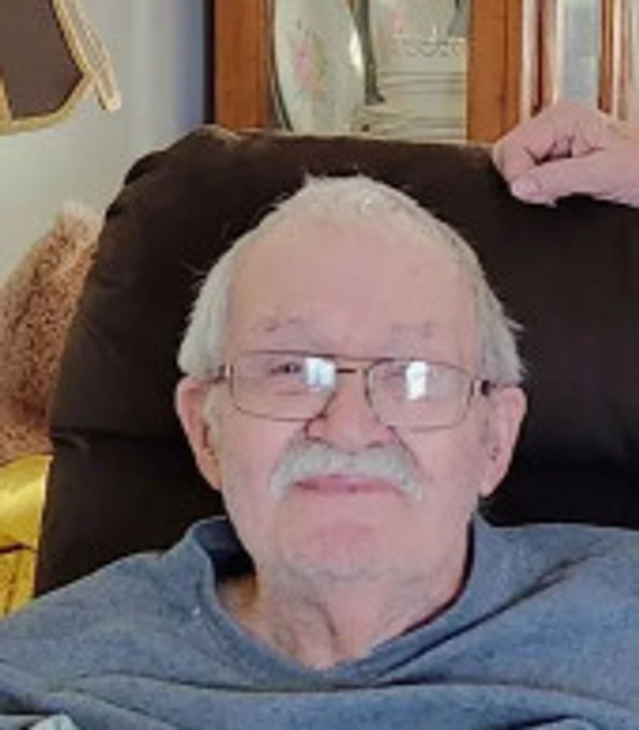 Gordon Lee Tucker Profile Photo