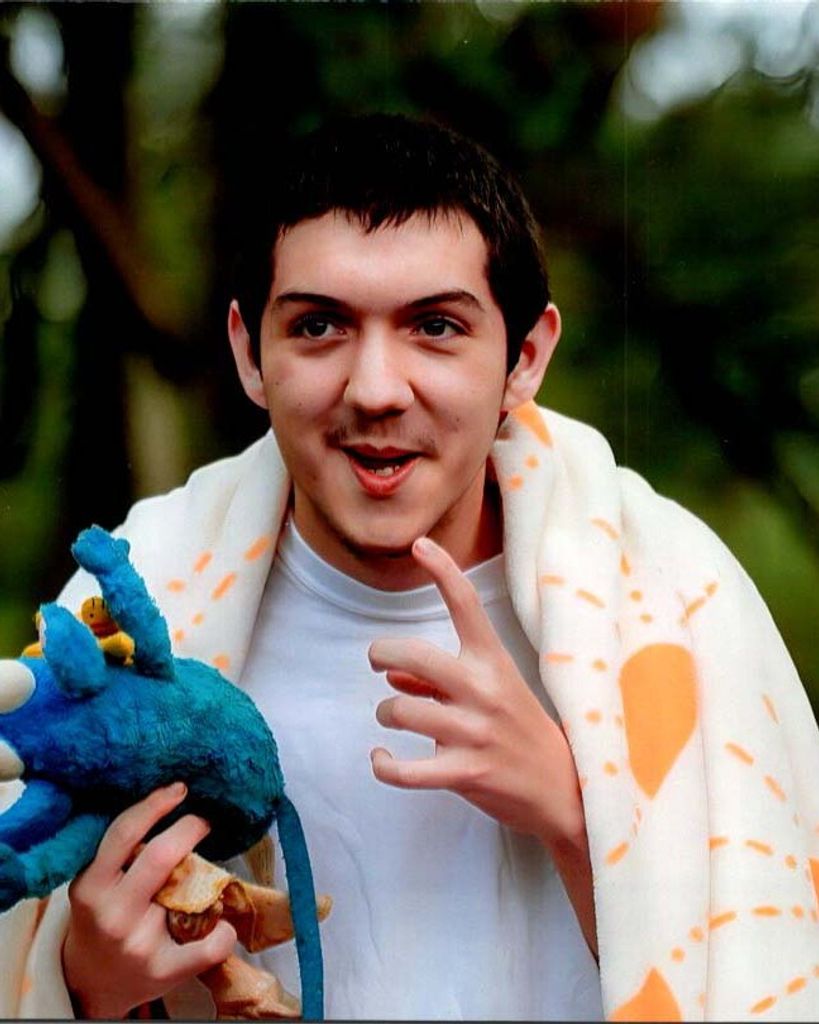 Henry Edward Flores Profile Photo