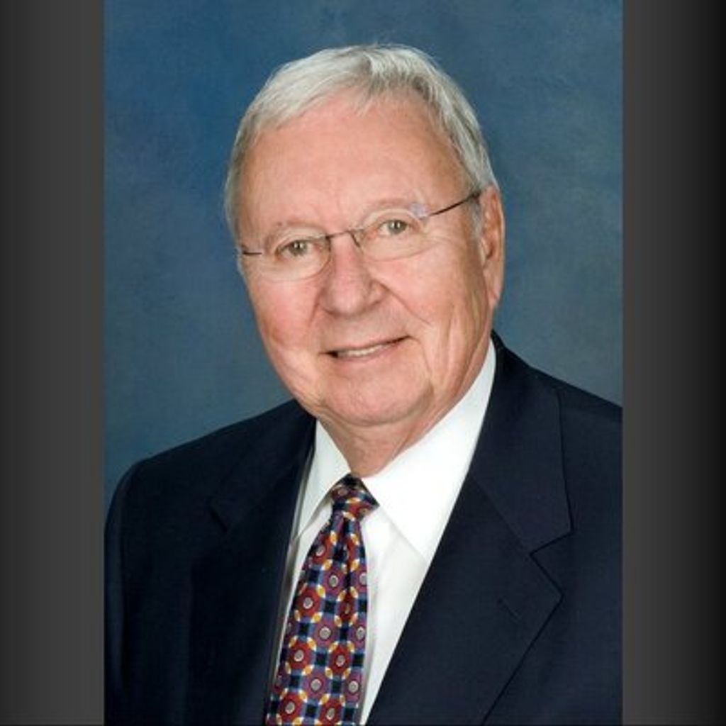 Niles F. Guichet, Dds