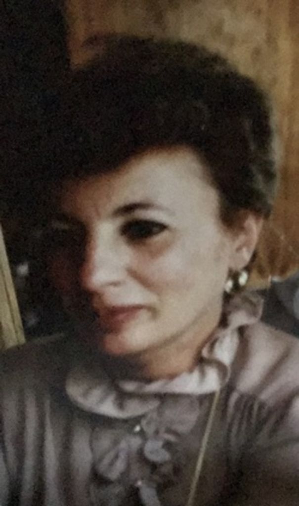 Julia Sarnowski Profile Photo