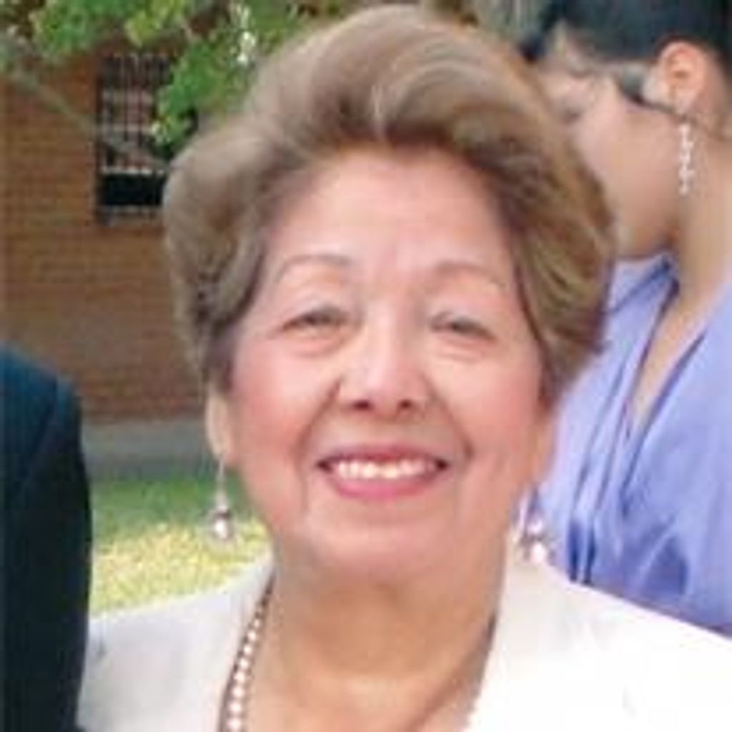Amparo Hernandez Profile Photo