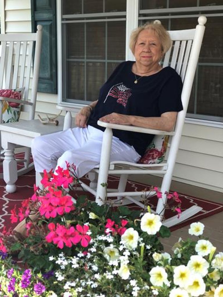 Savonne Woods Profile Photo