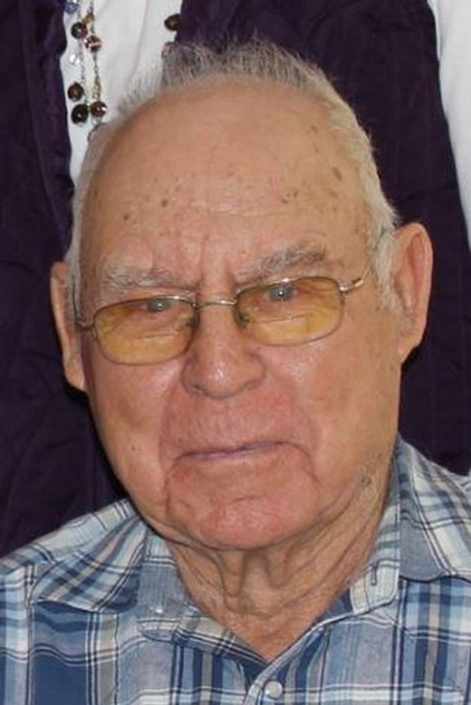 Robert Connell, Jr. Profile Photo