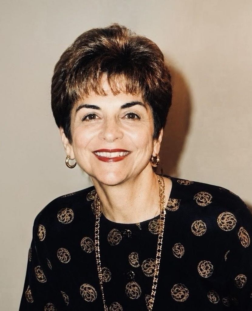 Presvytera Effie Chiganos Profile Photo