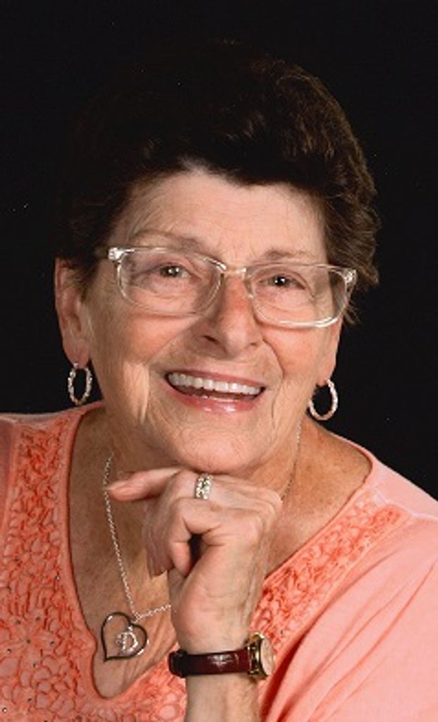 Donna L Taoras Profile Photo