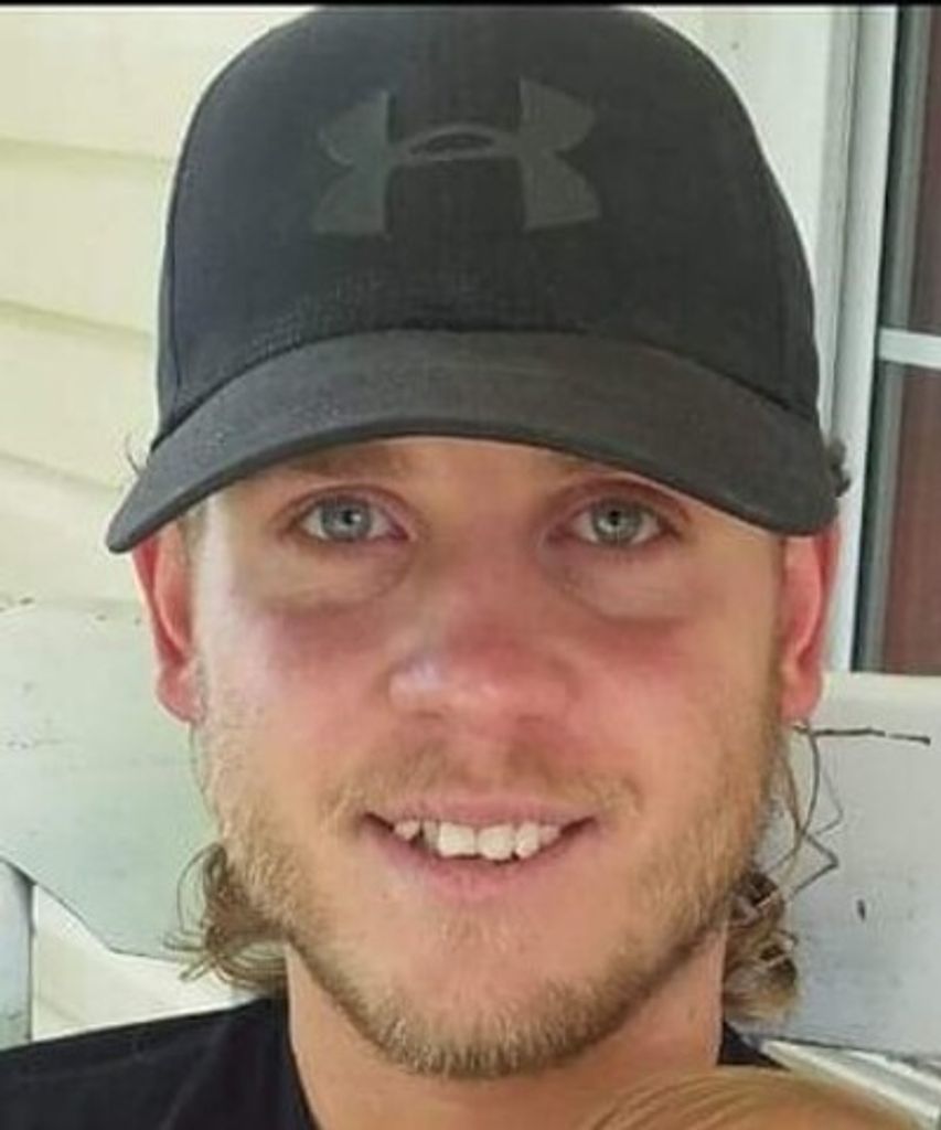 Christopher Holt Profile Photo