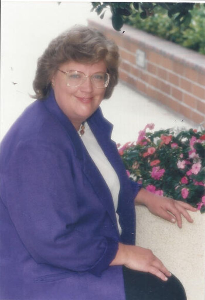 Loraine Ellen Mccarthy Profile Photo