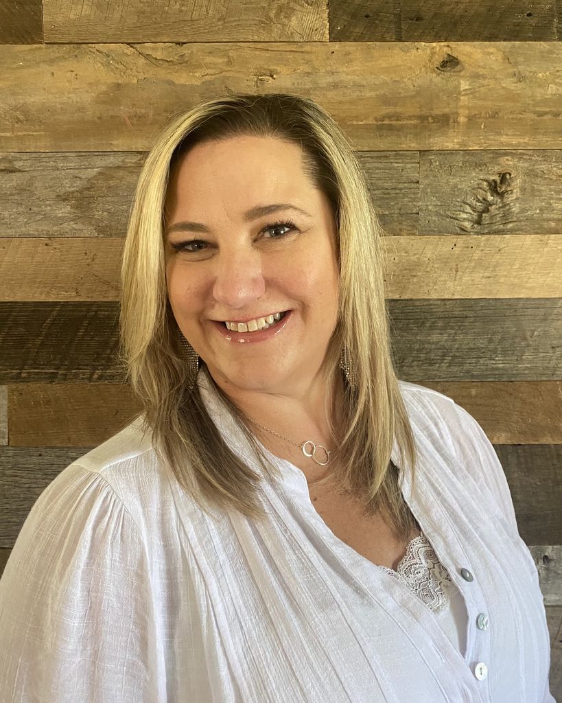 Robin Lyne Borzini Profile Photo