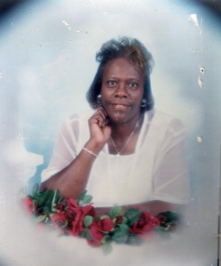 Elizabeth Walker Profile Photo