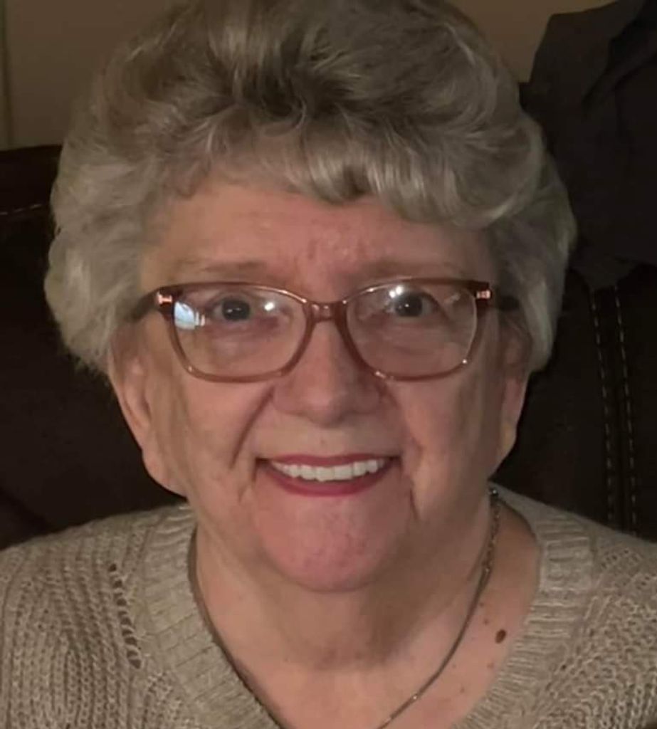 Etta Mae Reynolds (Saar)