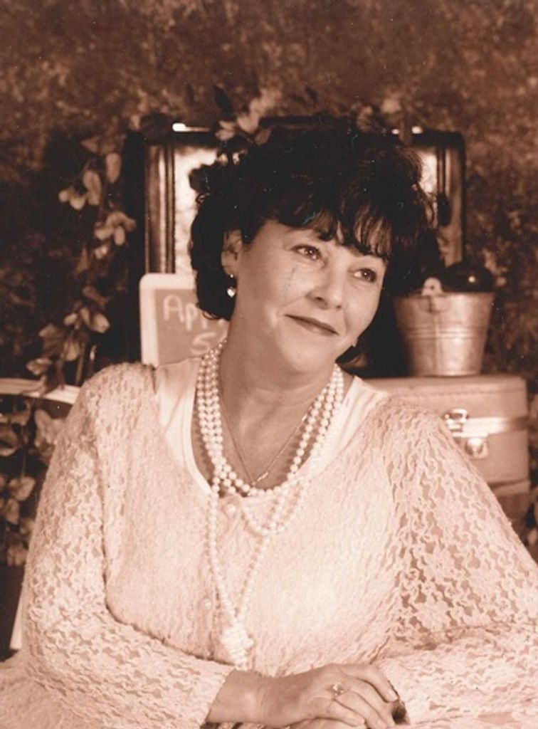 Faye Smith Davis